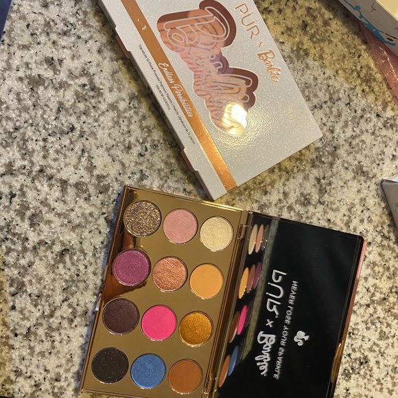 HIGH END MAKEUP BUNDLES ! - Picture 6 of 16
